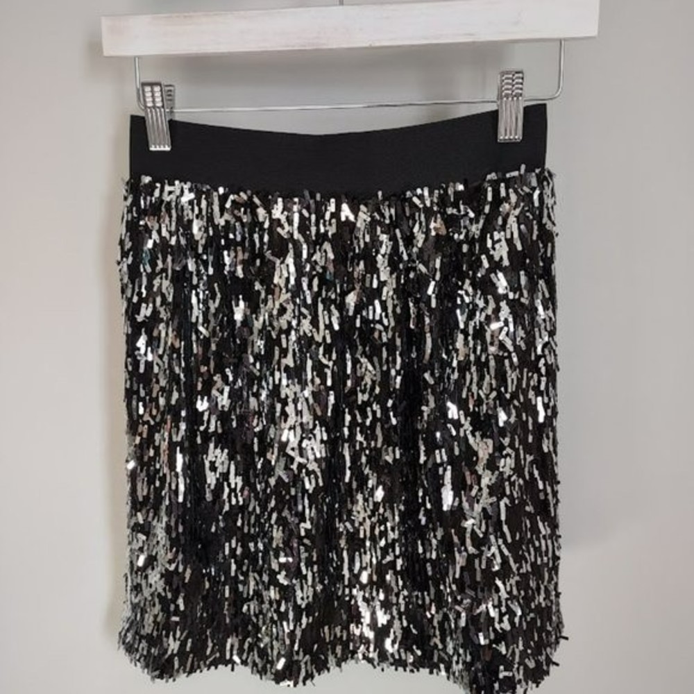 Stella & Dot Black and Silver Sequin Skirt NWT XS - Picture 4 of 9